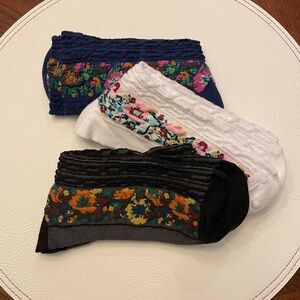 Women’s Decorative Elegant Socks